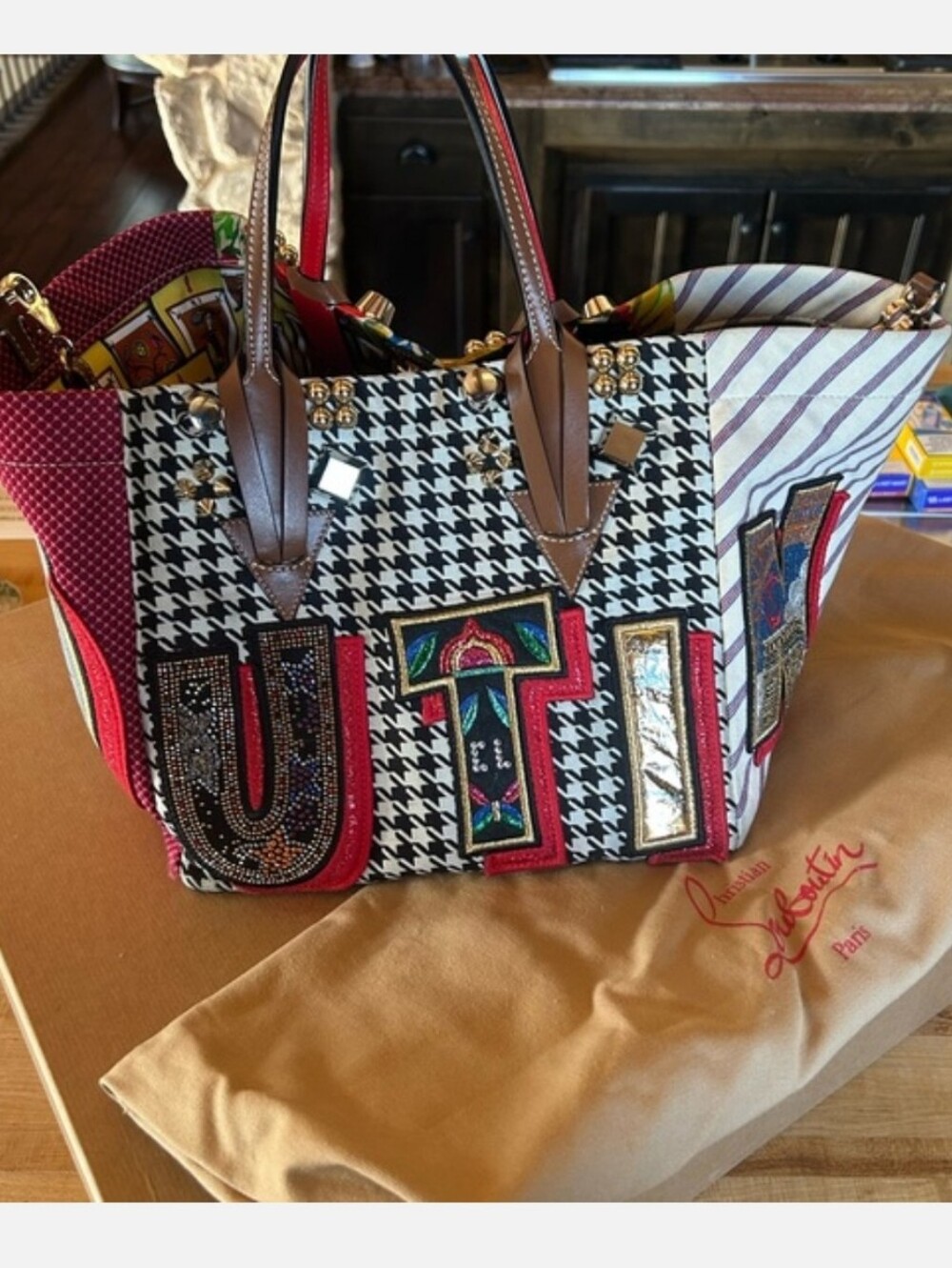 ❤️Christian Louboutin Caracaba Tote Bag White Red multi Satin Cotton Leather